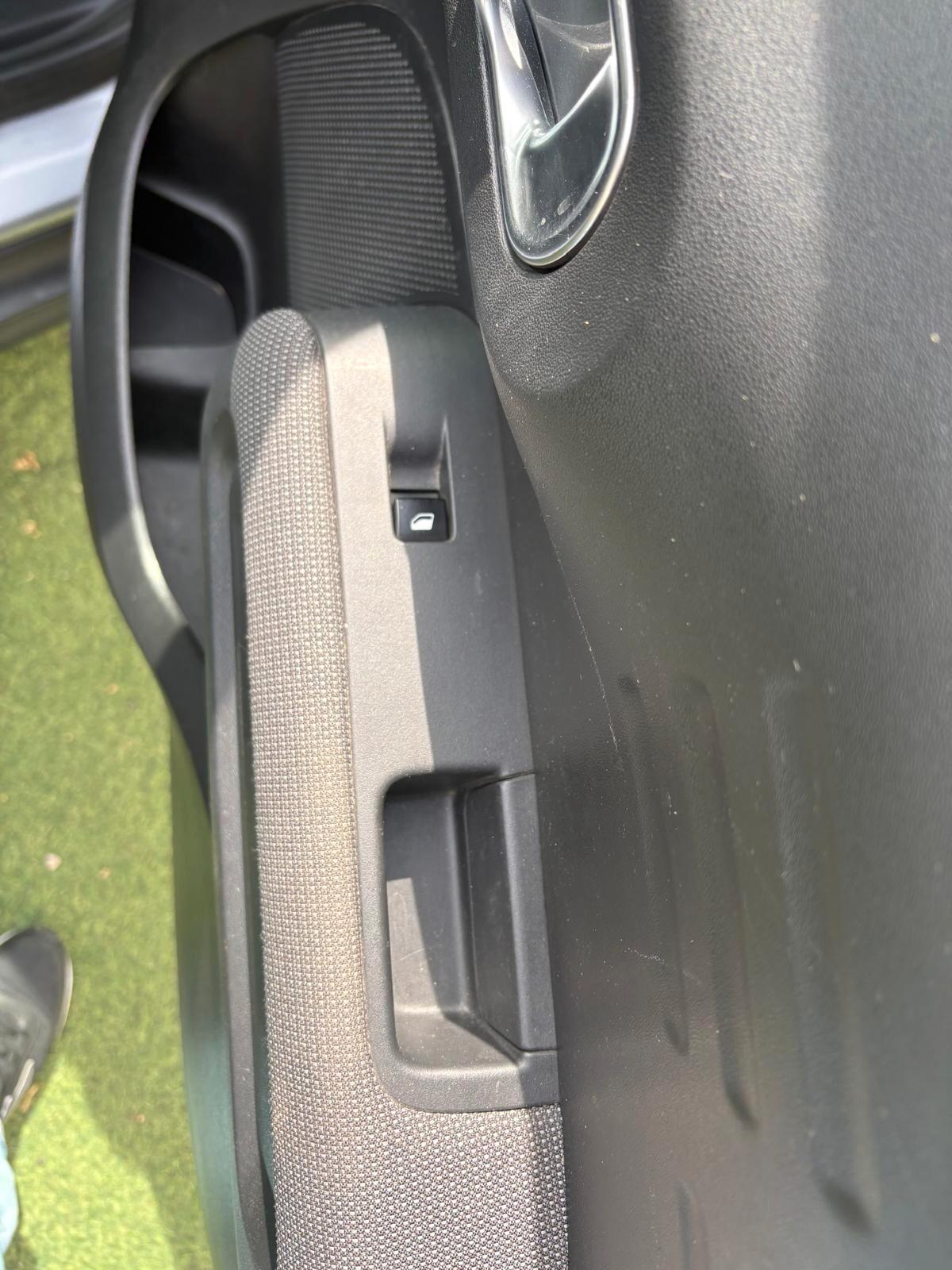 Citroen C3 Aircross BlueHDi 110 S&S Shine autocarro 5 posti
