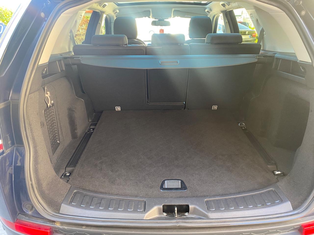 Land Rover Discovery Sport 2.0 TD4 150 CV HSELuxury