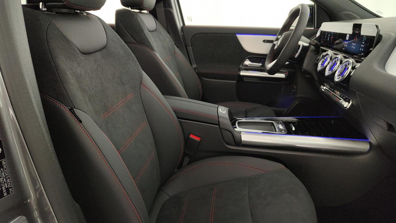 Mercedes-Benz GLA 200 d automatic