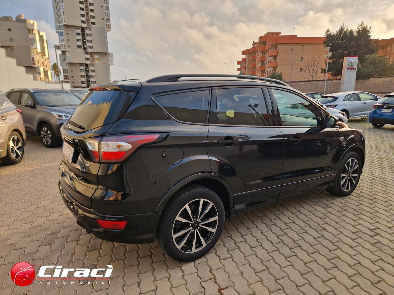 Ford Kuga 2.0 TDCI 180 CV S&S 4WD Powershift ST-Line