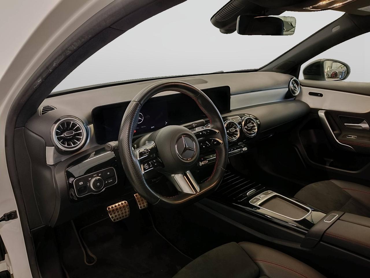 Mercedes-Benz Classe A - W177 2023 - A 180 d AMG Line Advanced Plus auto