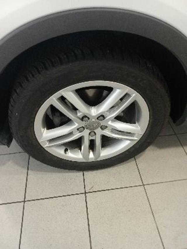 AUDI Q3 2.0 TDI 150 CV Business