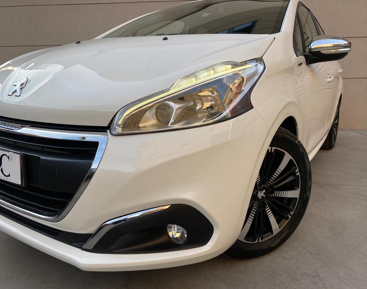 Peugeot 208 1.2 Benzina Signature