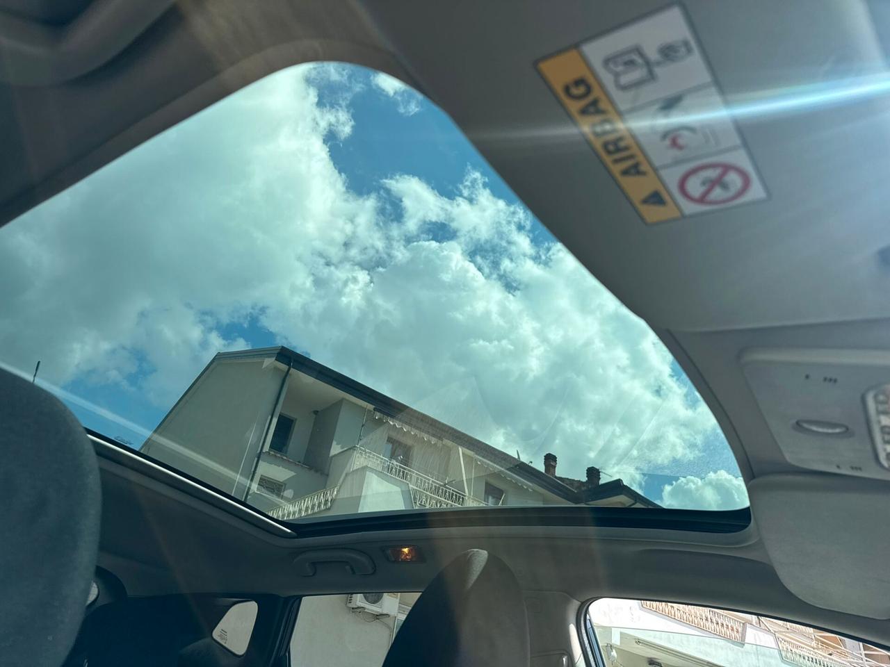 Nissan Qashqai 1.6 dCi 130 cv Tekna Tetto Garanzia