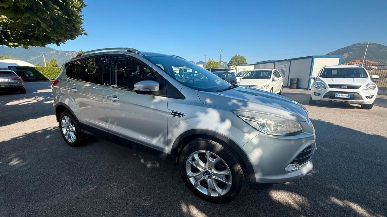 Ford Kuga 2.0 TDCI 150 CV S&S 4WD Titanium