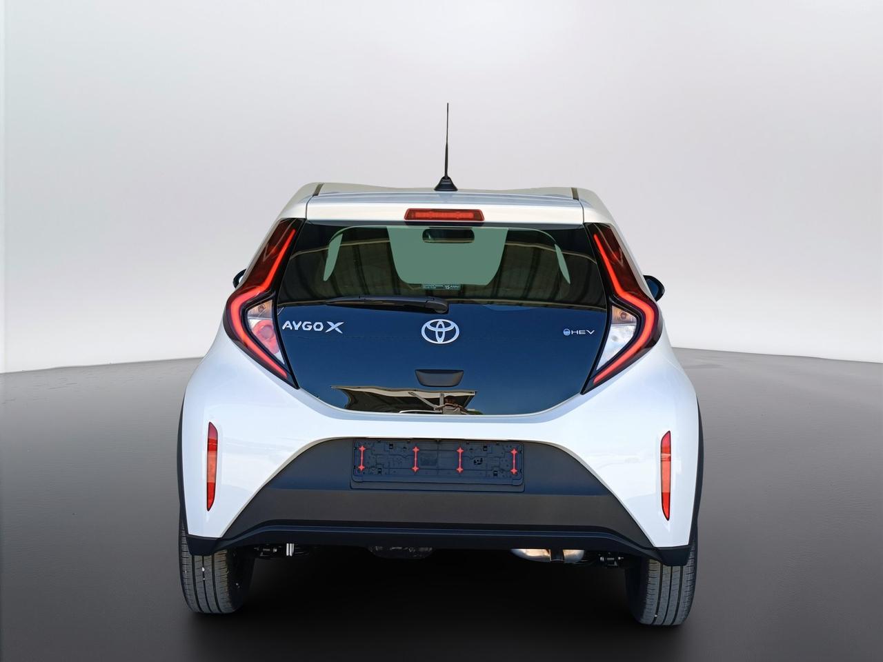 TOYOTA AYGO X HEV MC26