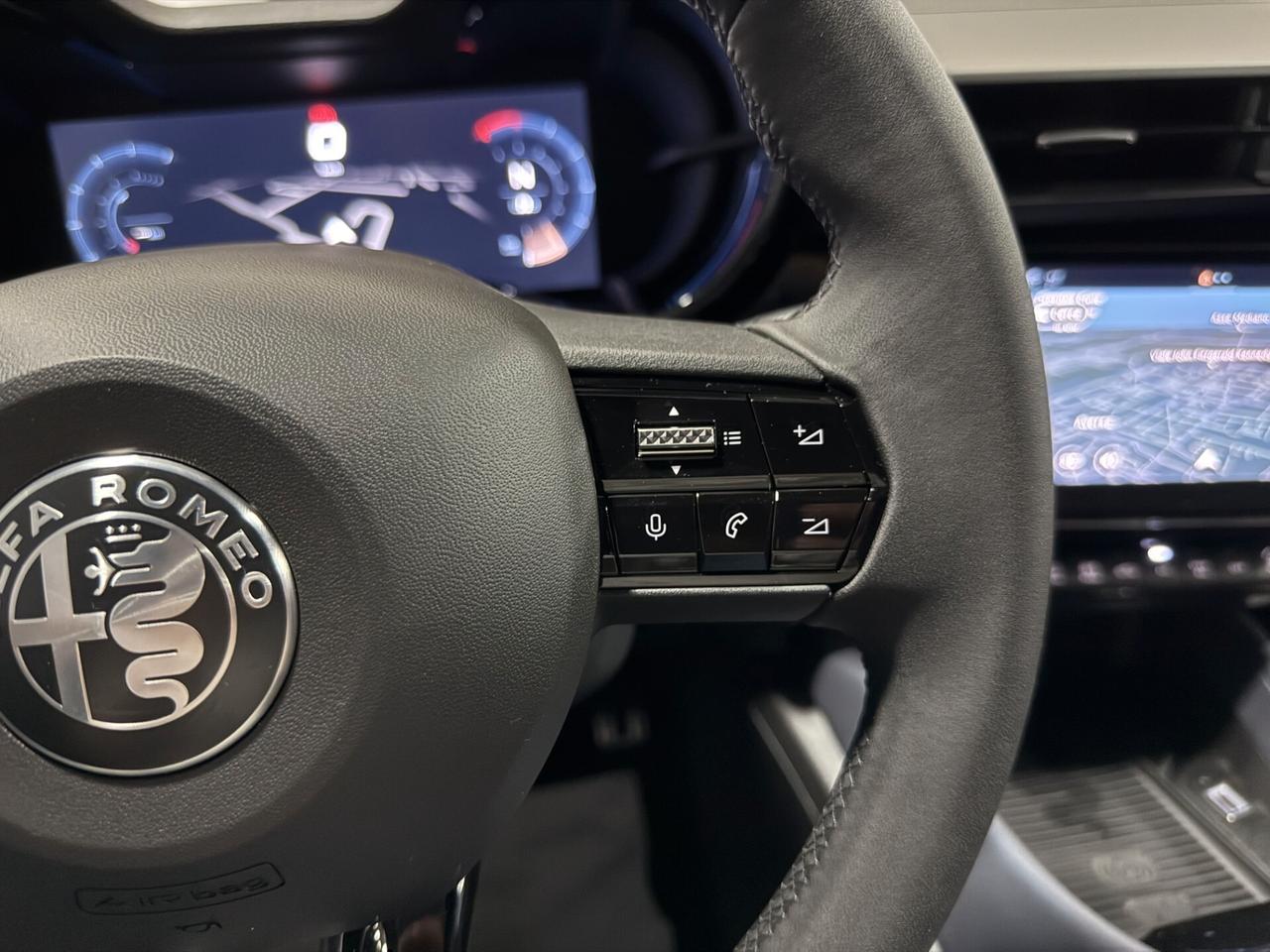 Alfa Romeo Junior 1.2 145 CV Hybrid eDCT6 Q4 Sprint
