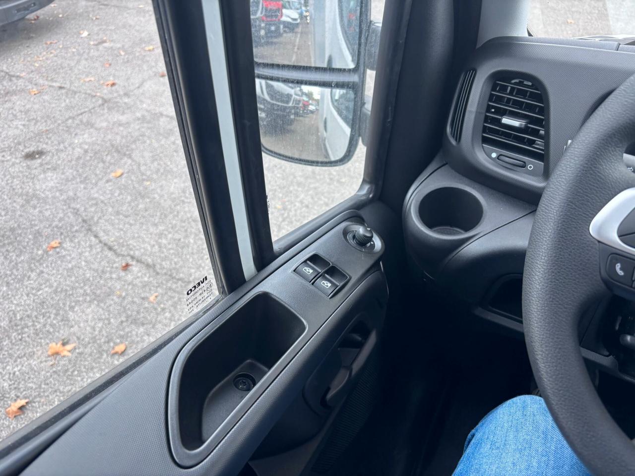 Iveco daily 35C160 motore 3000 furgone e sponda