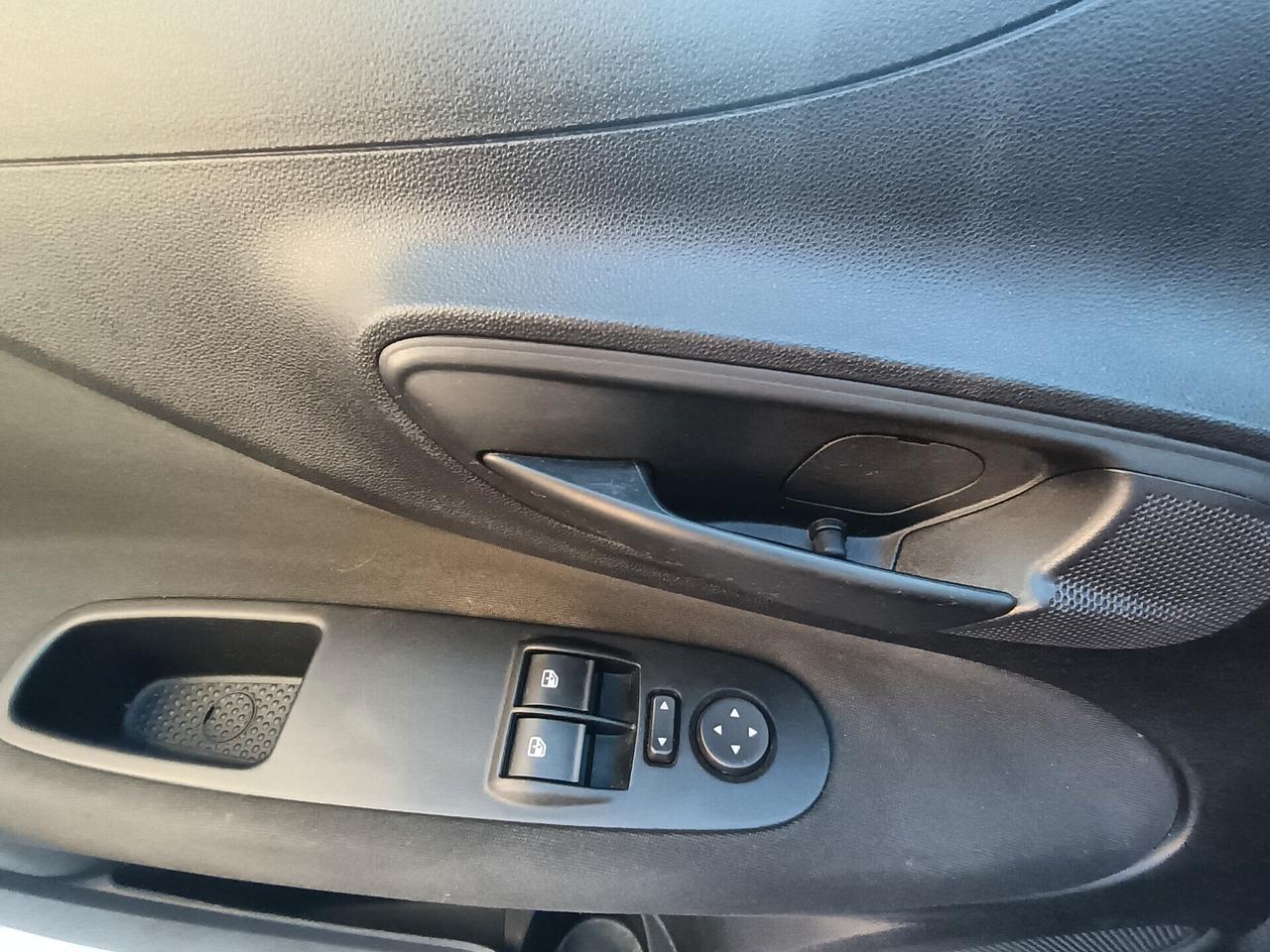 Fiat Punto 1.2 8V 5 porte Lounge- POSS. IMPIANTO GPL-