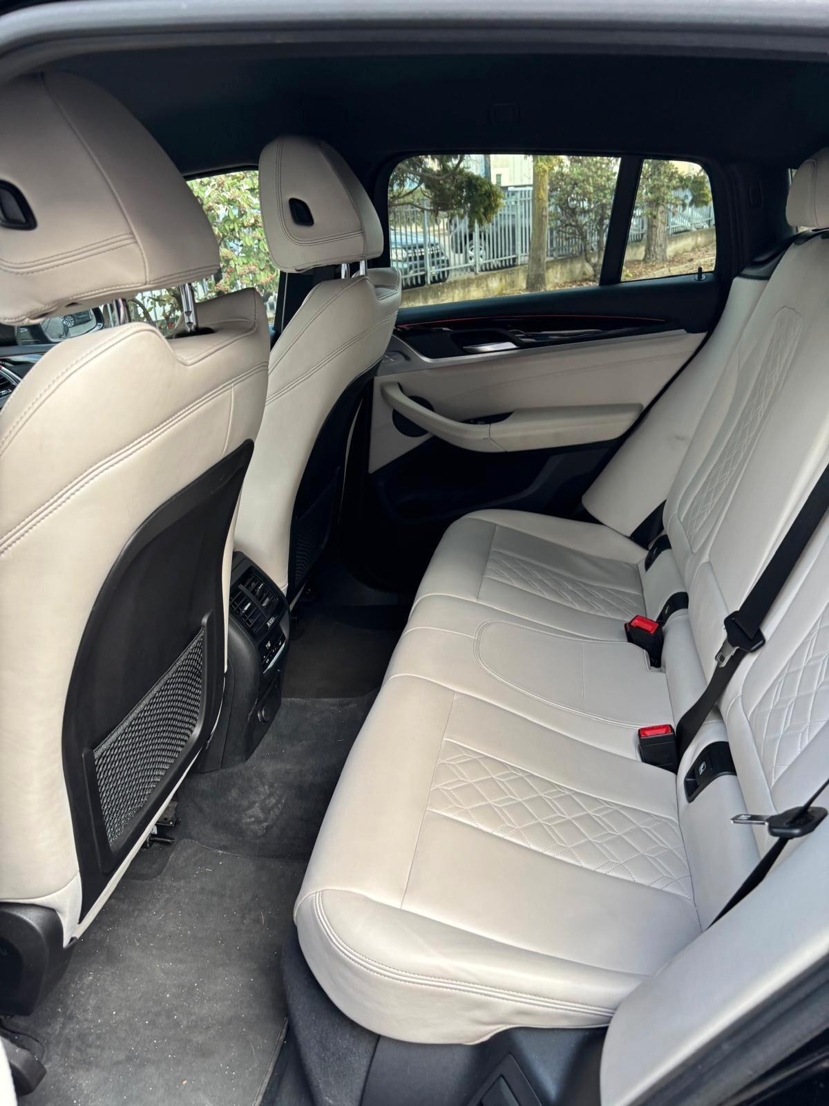 Bmw X4 x drive auto M 90000 km-tagliandi bmw-unico proprietario-perfette condizioni