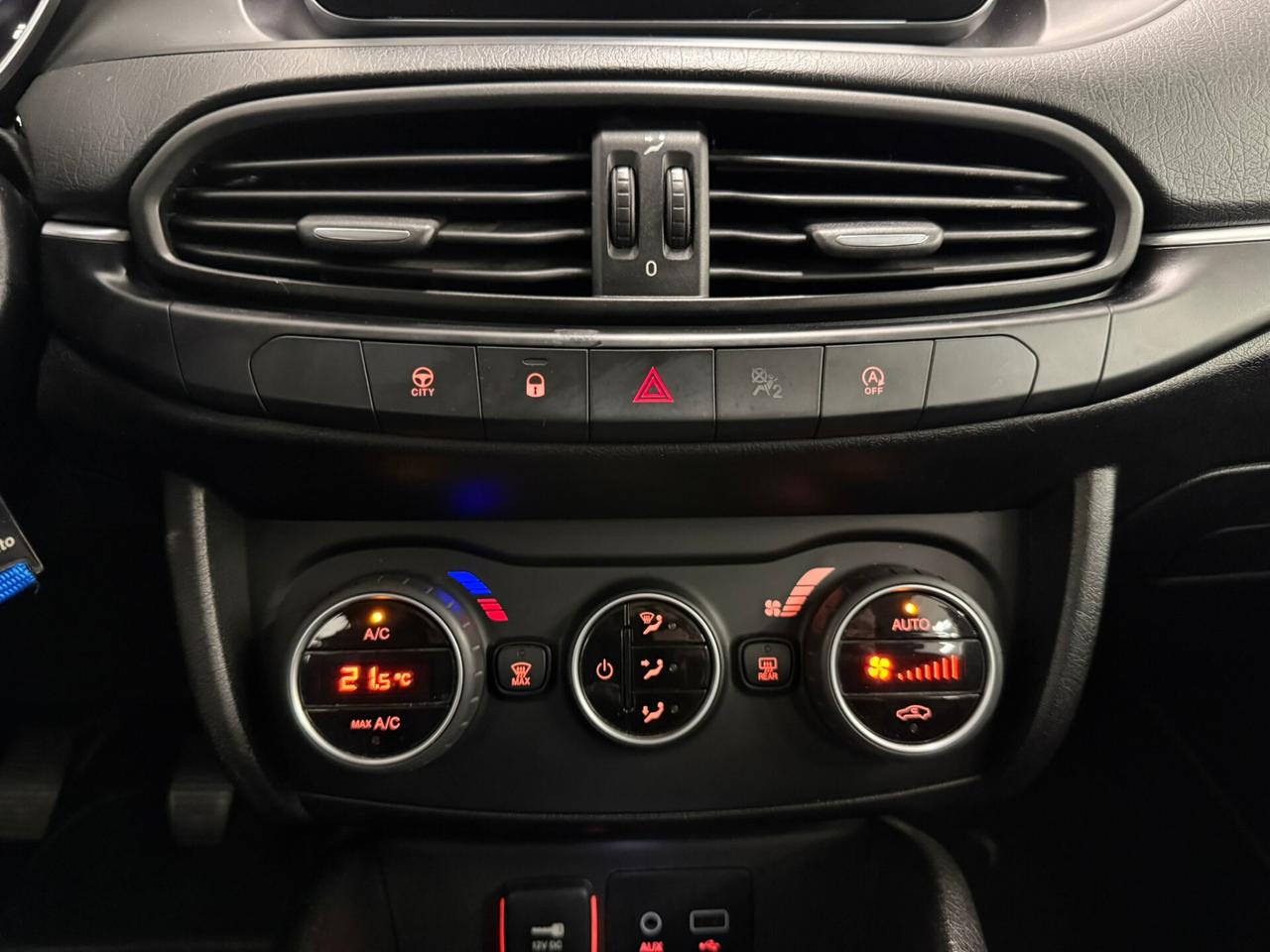 Fiat Tipo 1.6 Mjt S&S 5 porte S-Design