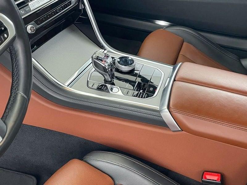 BMW Serie 8 840d xDrive