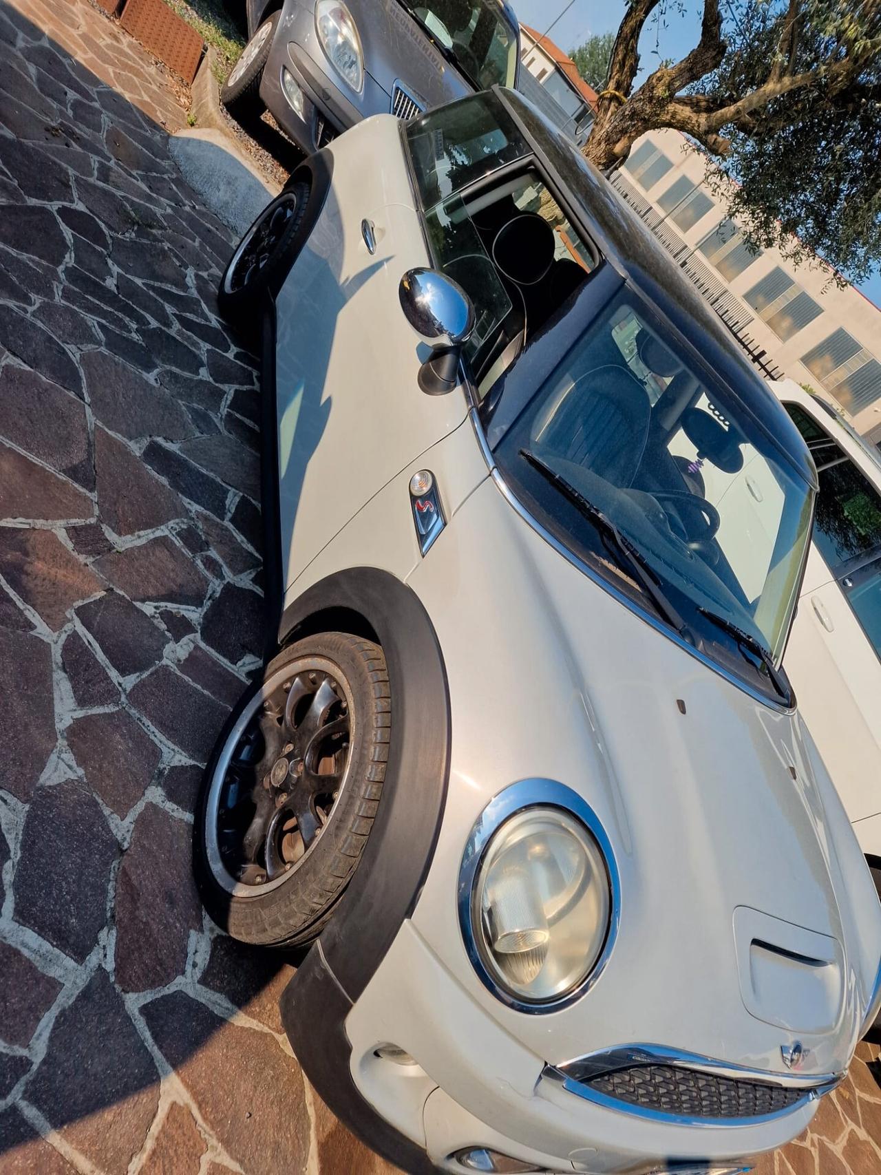 Mini Clubman John Cooper Works 1.6 16V AUTO DESTINATA A COMMERCIANTI E OPERATORI DEL SETTORE