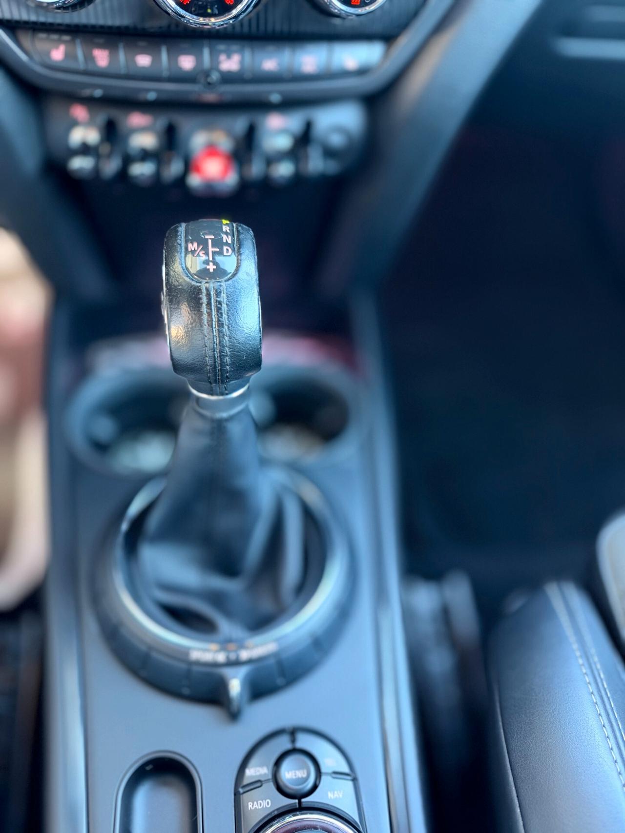 Mini Cooper D Countryman Hype auto my18 BICOLORE CON TETTO NERO, NAVI,FULL LED, BLUETOOTH,SCHERMO DIGITAL