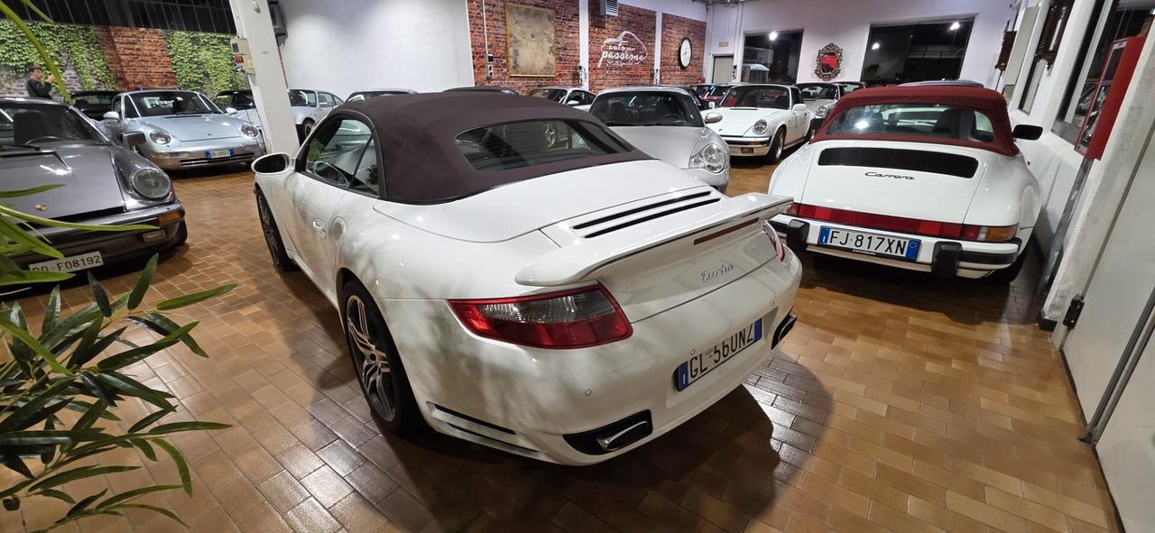 Porsche 911 997 Carrera Turbo Cabriolet Book service Italia