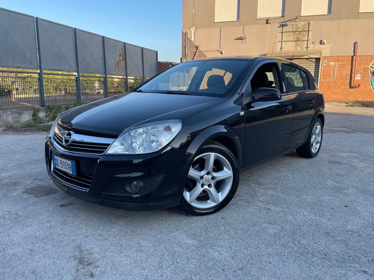Opel Astra Restyling 1.7 CDTI 110CV ecoFLEX 5 porte Enjoy Full