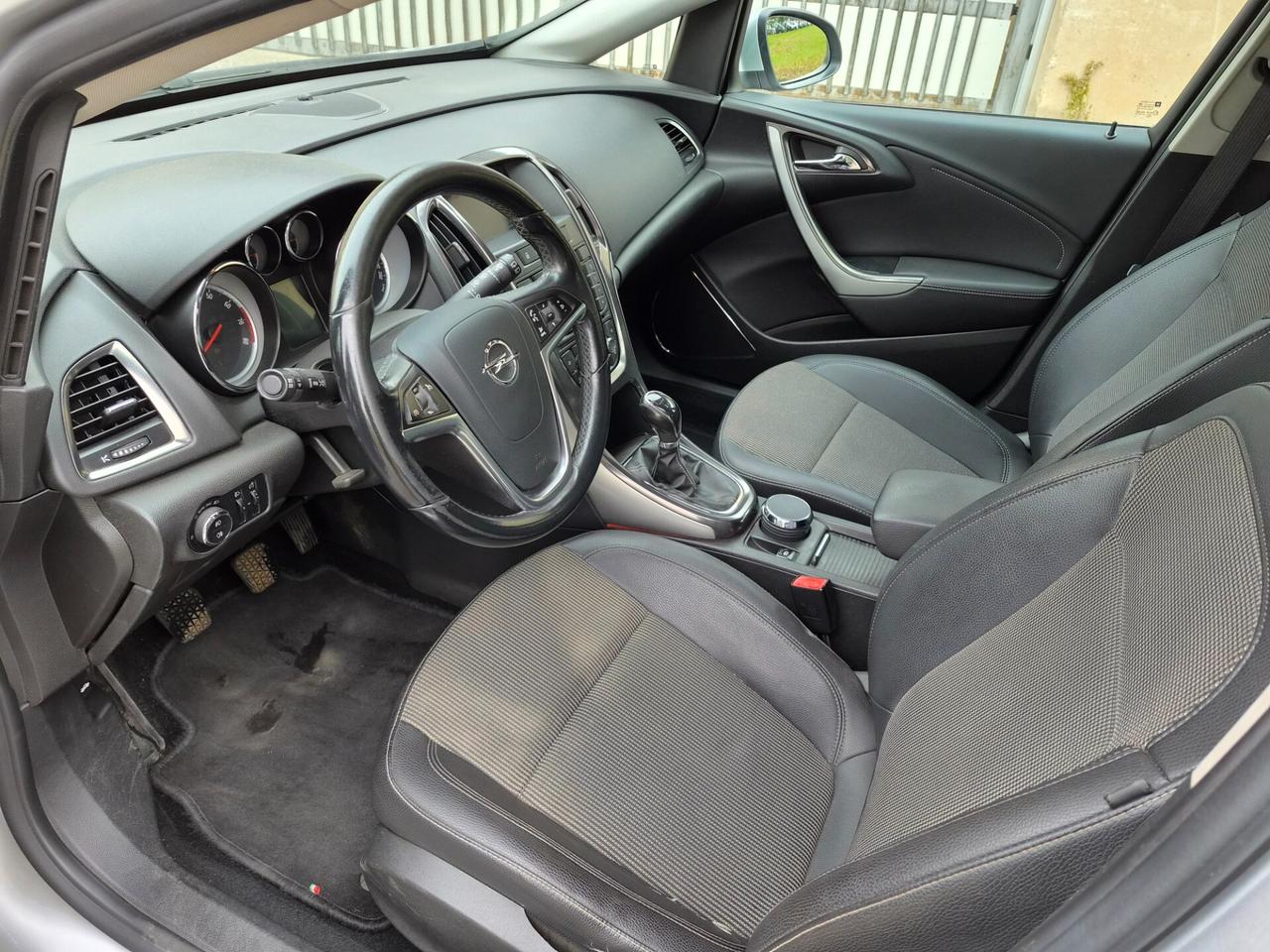 Opel Astra 1.4 Turbo 140CV 5 porte Cosmo