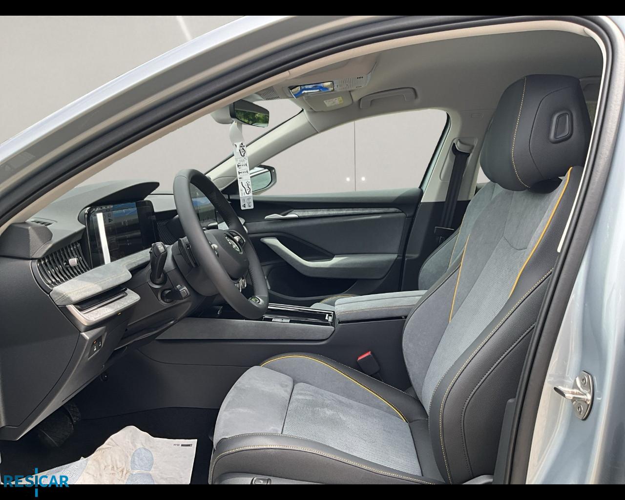 SKODA Superb Wagon Style 2,0 TDI 110 kW (150 CV) 7 marce - DSG