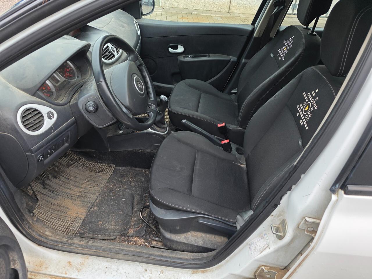 Renault Clio 1.2 16V 5 porte GPL Yahoo!