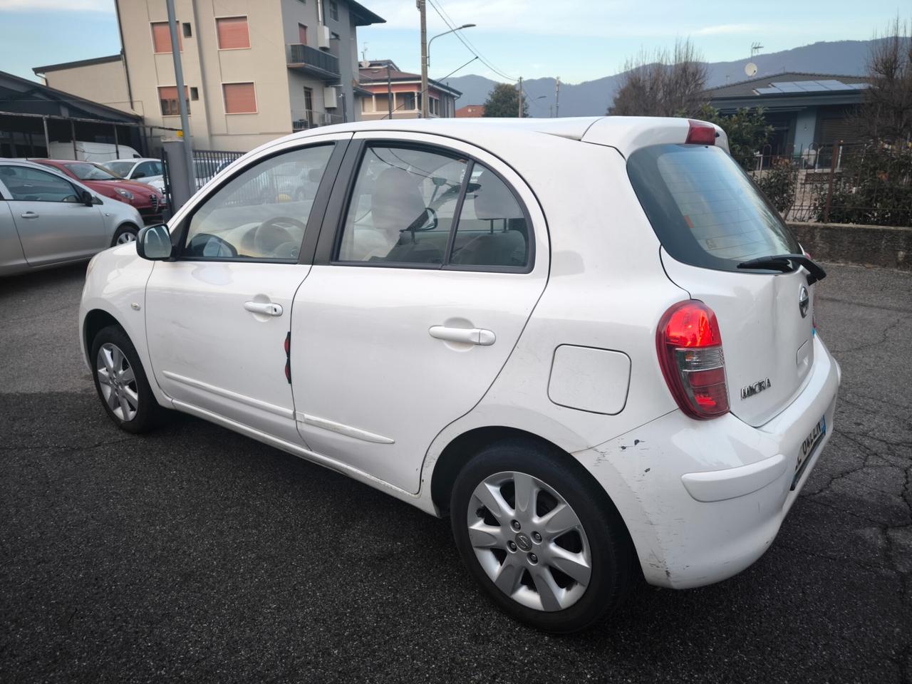 NISSAN MICRA 1,2 BENZ- CAMBIO AUTOMATICO-KM 78000-