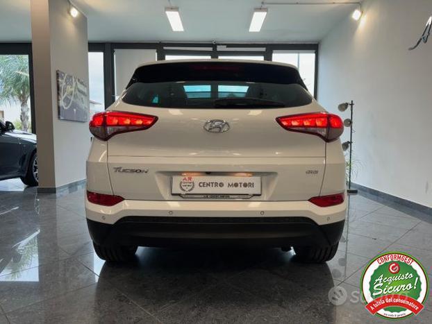 HYUNDAI Tucson 1.7 CRDi DCT XPossible Tetto 19 F