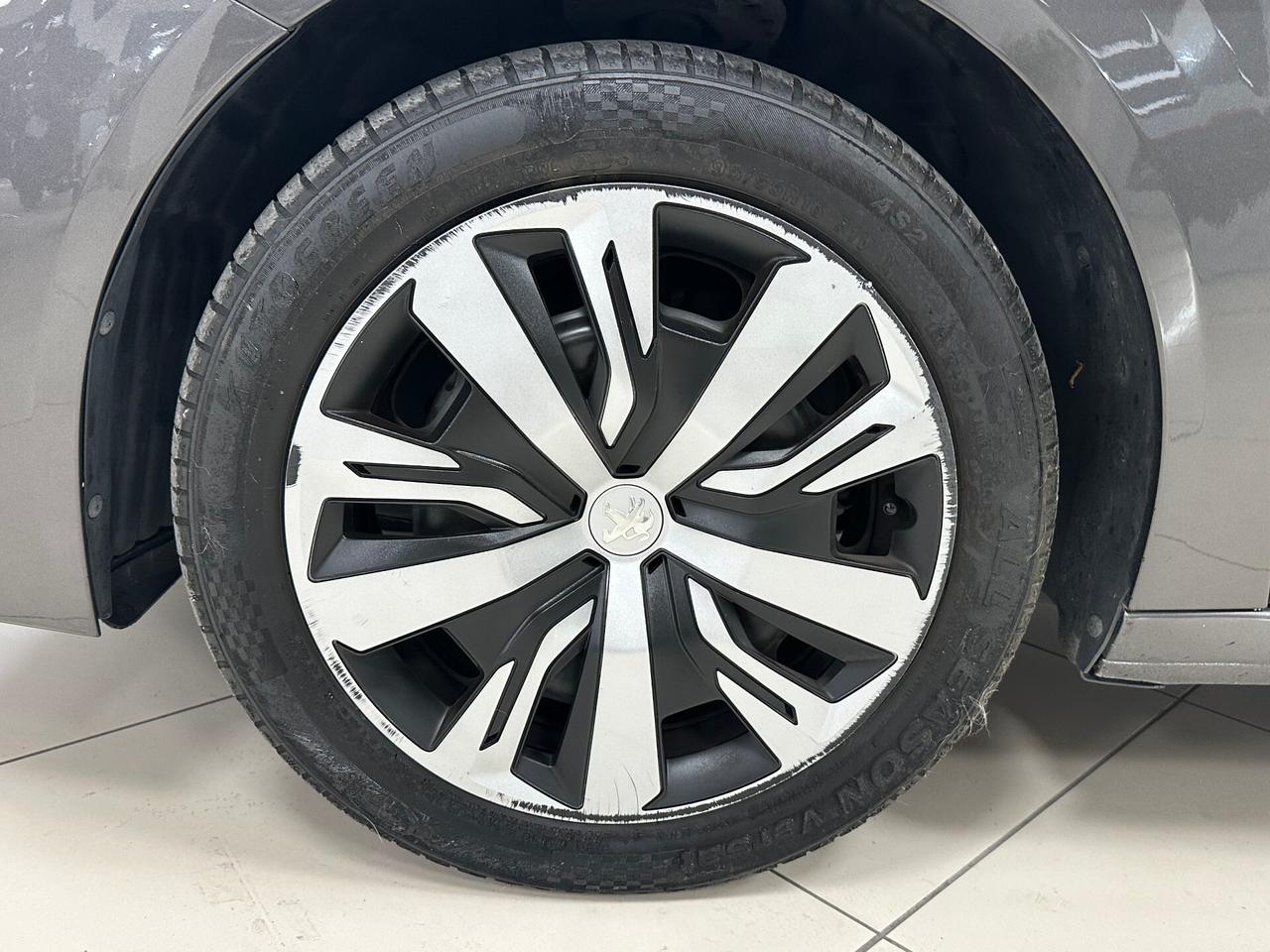 Peugeot 208 PureTech 75 Stop&Start Active - 2020