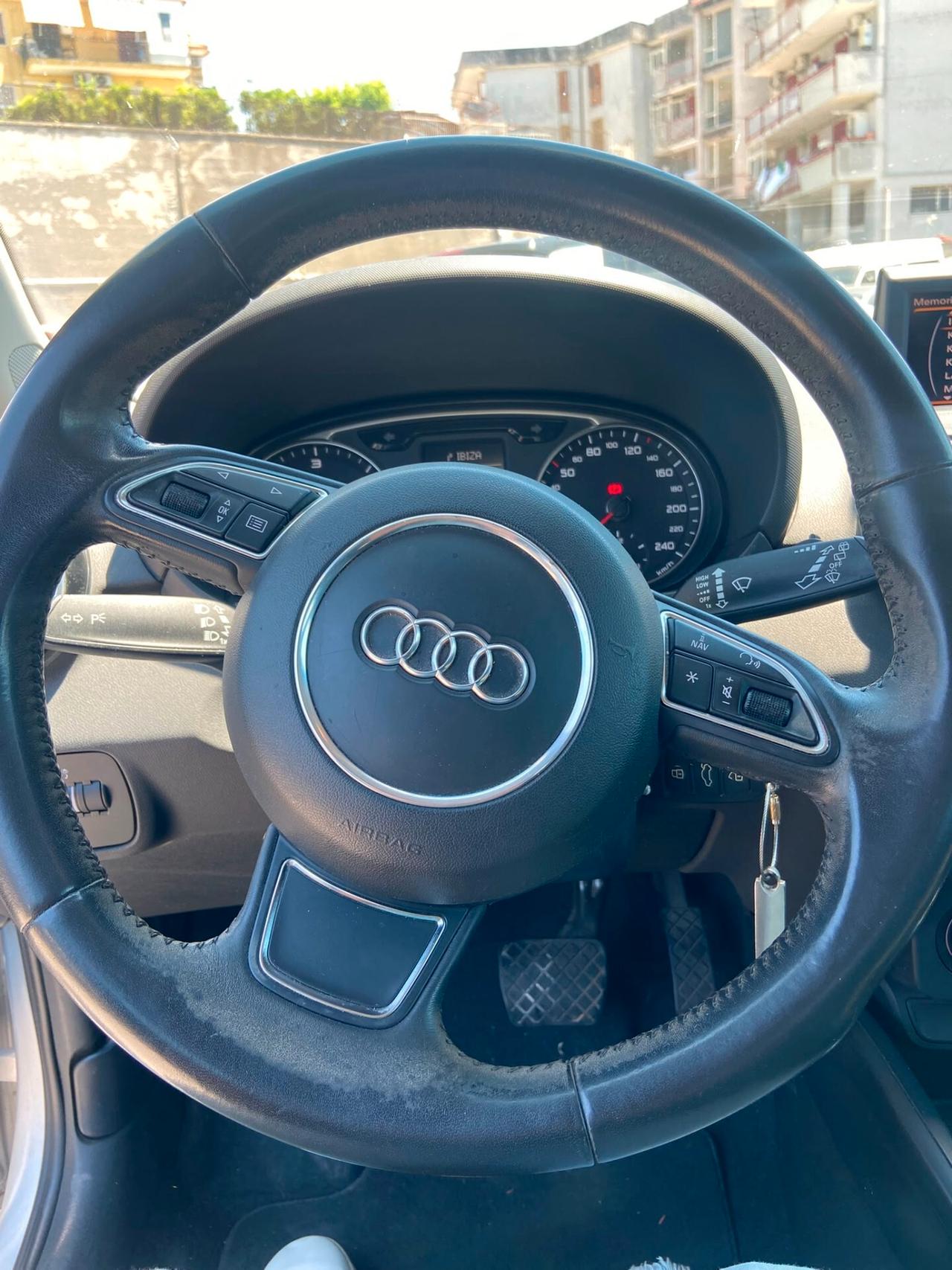 Audi A1 1.6 TDI S tronic line edition plus