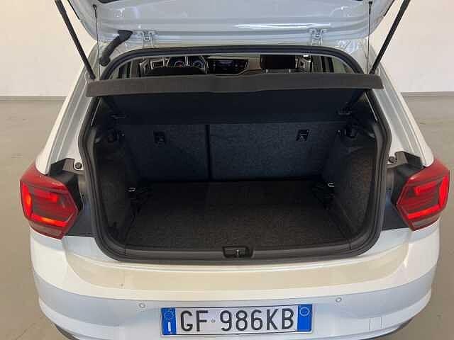 Volkswagen Polo 1.0 TSI DSG Sport