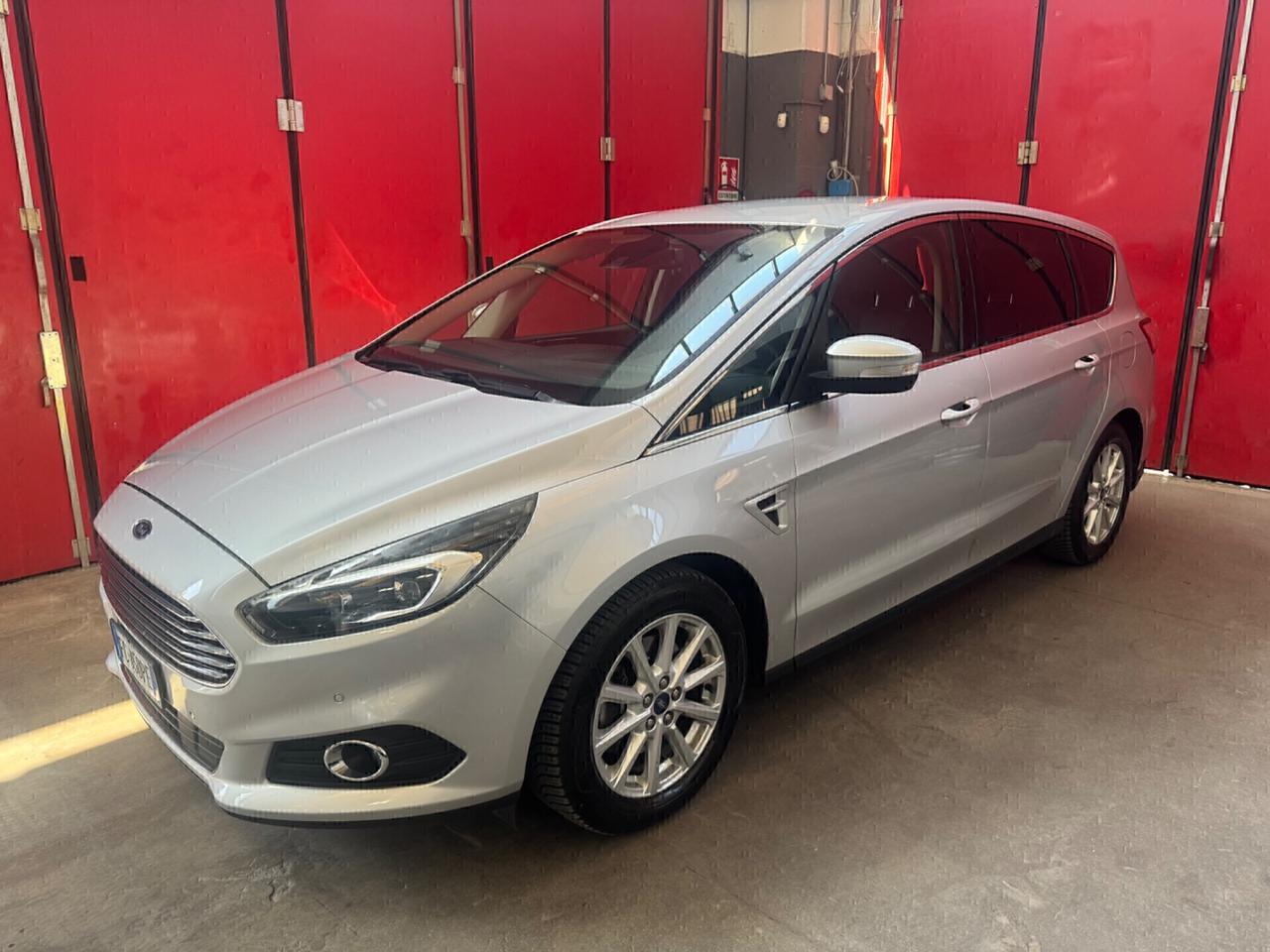 FORD S-MAX 2.0 Tdci 180 cv TITANIUM -2016