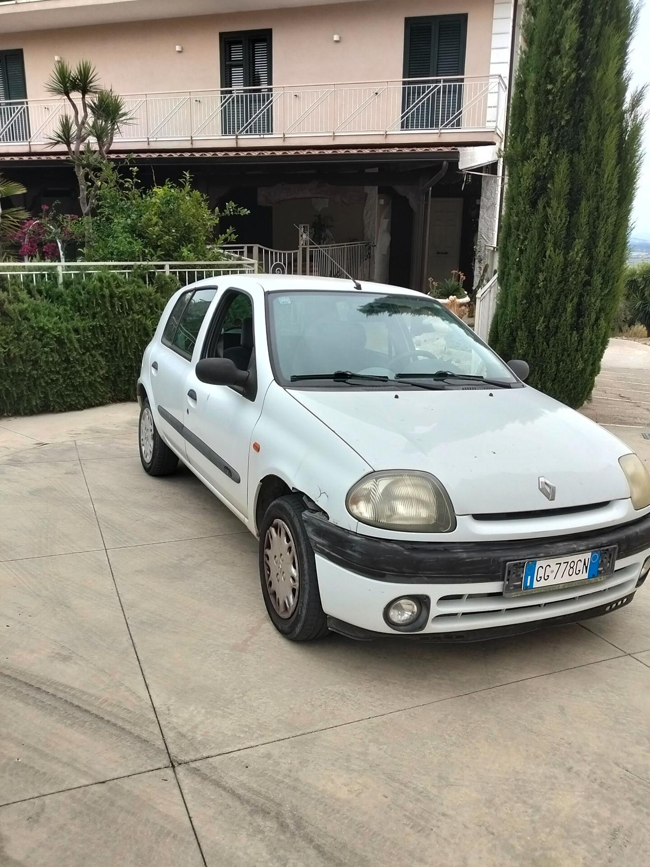Renault Clio 1.2 cat 5 porte RT