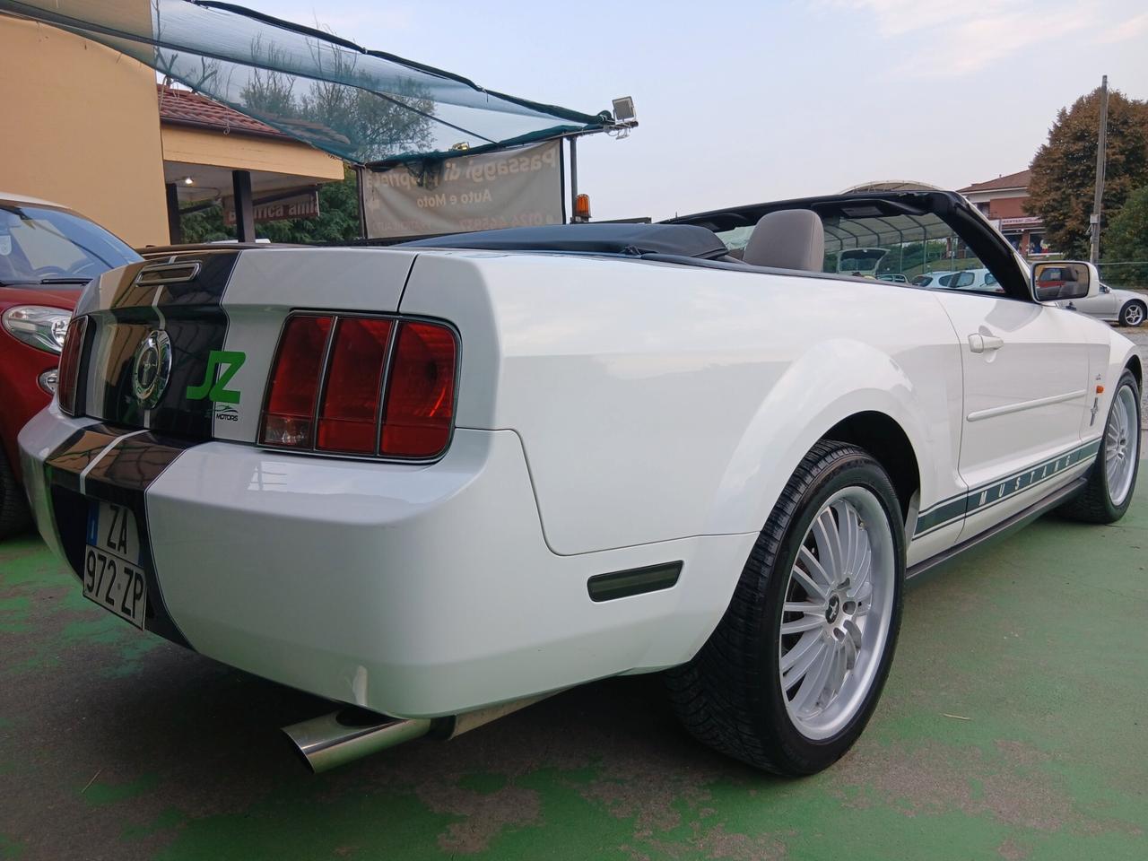 Ford Mustang Convertible 4.0 v6 2009