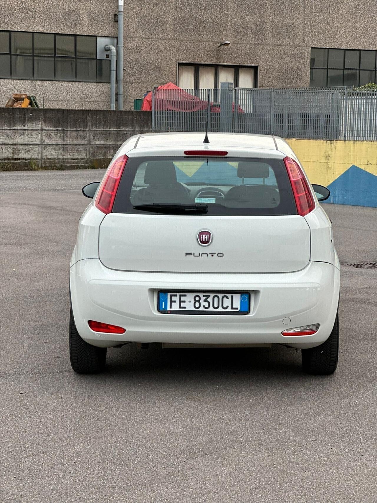 Fiat Punto 1.4 8V 5 porte Natural Power Lounge