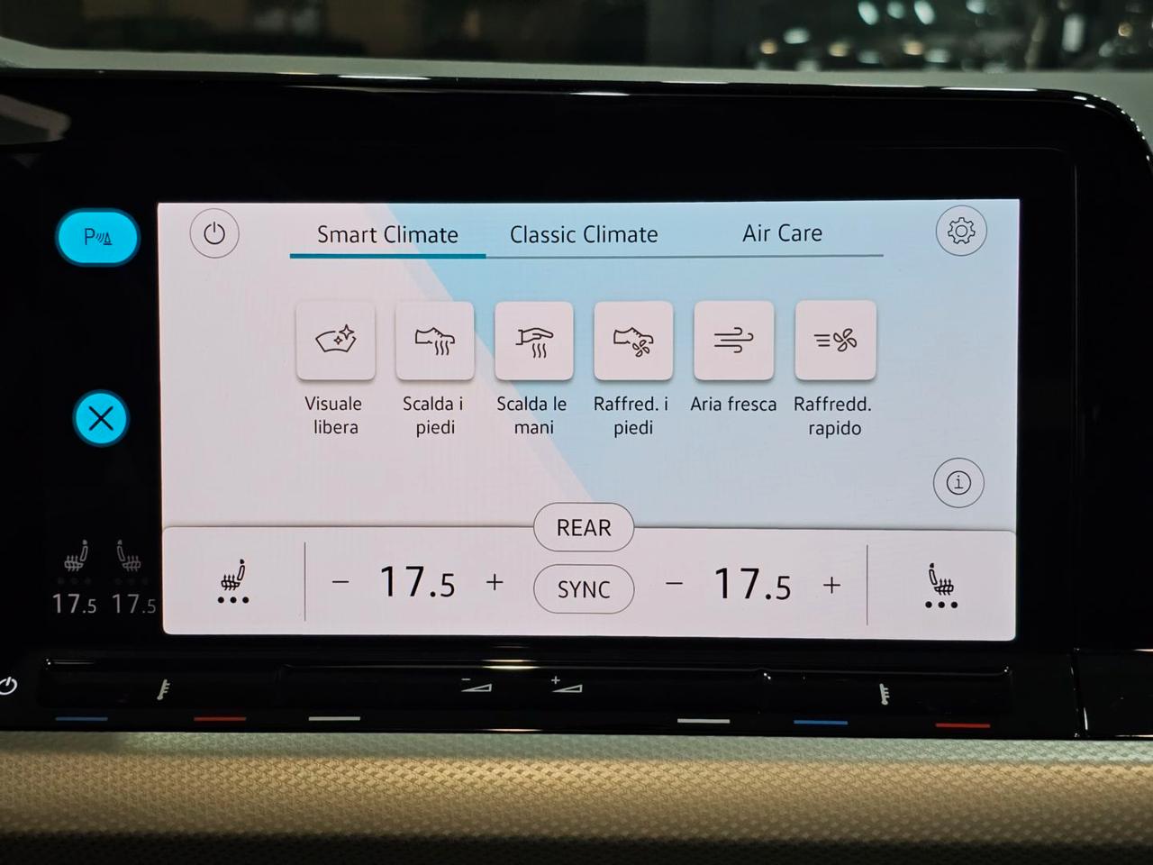 Volkswagen Golf ETSI MOVE LIFE C.16 Tetto Led Matrix Clima3Zone