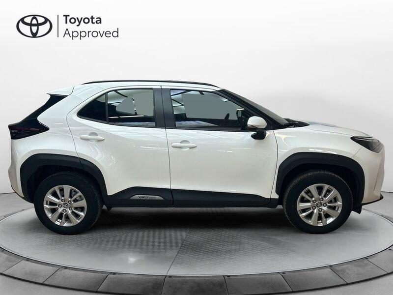 Toyota Yaris Cross 1.5h Active fwd 115 CV e-cvt
