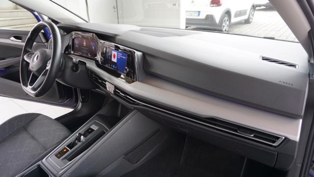 VOLKSWAGEN Golf 1.0 eTSI EVO DSG Life