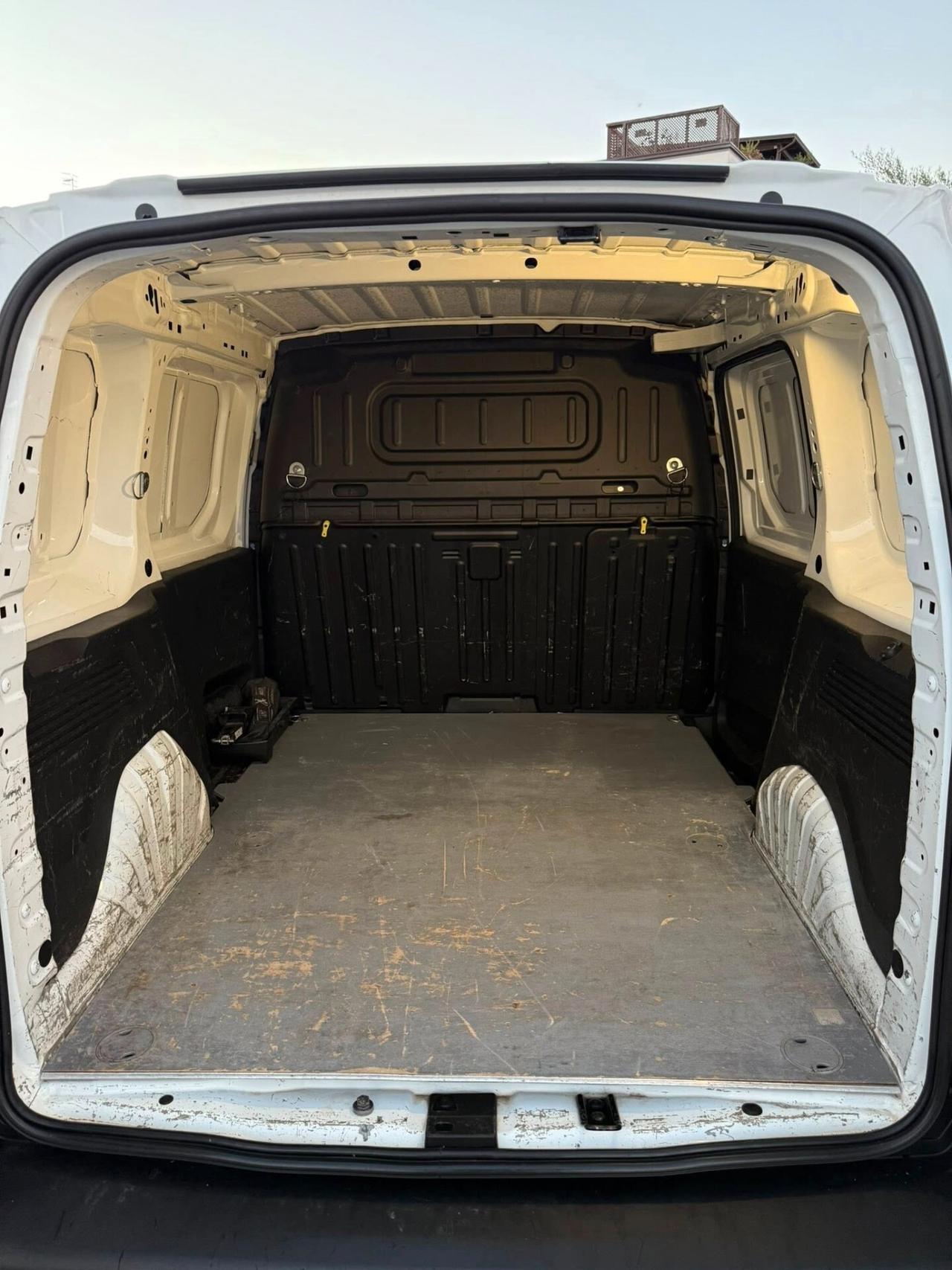 Peugeot Partner BlueHDi 100 S&S PC Furgone Pro