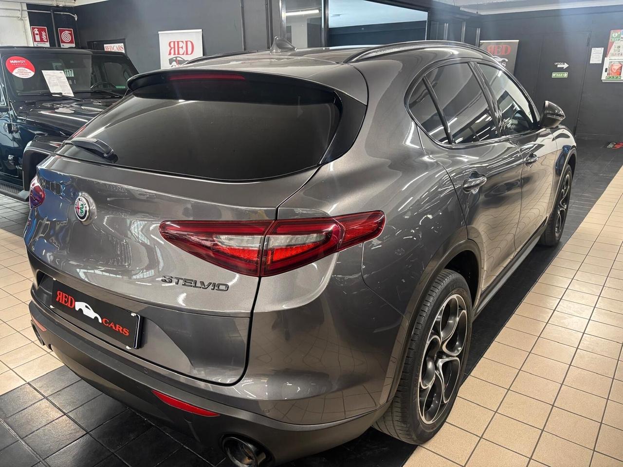 Alfa Romeo Stelvio 2.2 Turbodiesel 190 CV AT8 Q4 B-Tech