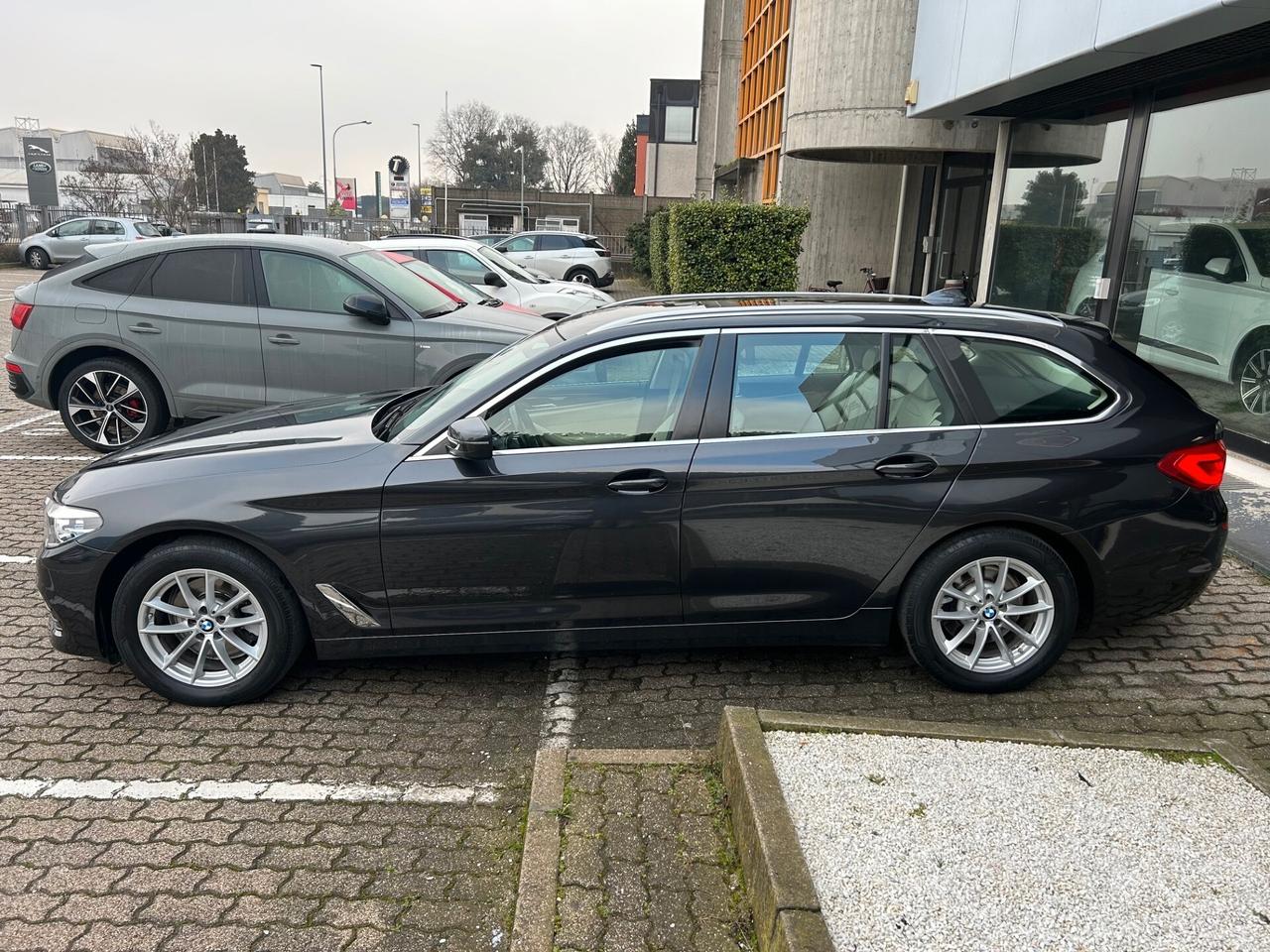 BMW 520d Touring auto GRANDINATA COMMERCIANTI