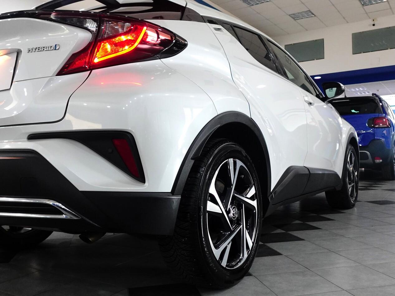 Toyota C-HR 2.0 HYBRID E-CVT 152 CV MORE BUSINESS