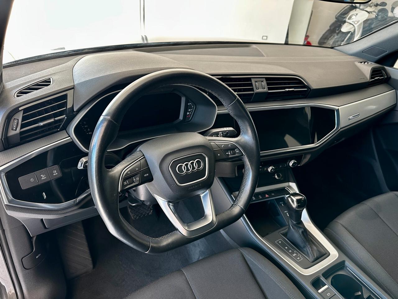 Audi Q3 35 TDI S-tronic S-line 150 cv