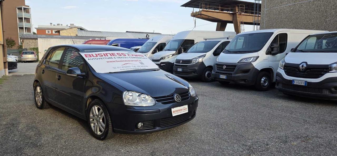 Volkswagen Golf 1.6 16V FSI 5p. Comfortline B/ GPL PROSSIMO RINNOVO BOMBOLE 11/2030 - AUTO PER NEOPATENTATI