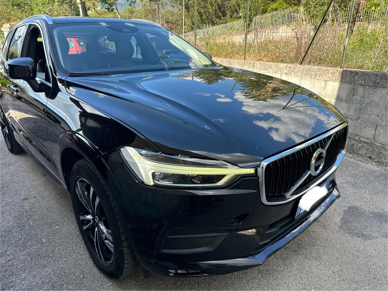 Volvo XC 60 XC60 B4 (d) AWD Geartronic Momentum UNICO PROPRIETARIO
