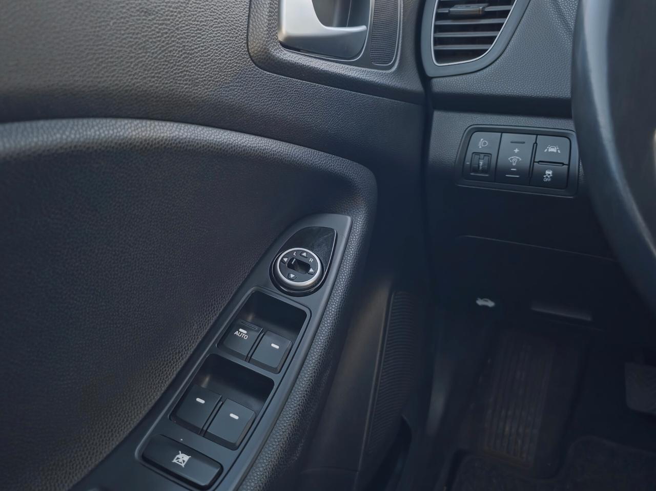 Hyundai i20 1.1 CRDi 12V 5 porte Go! Plus 2016-E6 Manuale NEO