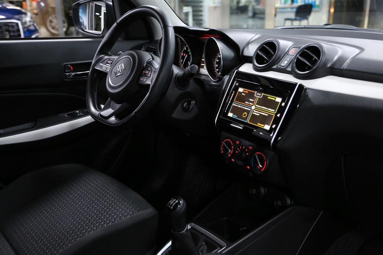 Suzuki Swift 1.2 Hybrid Top