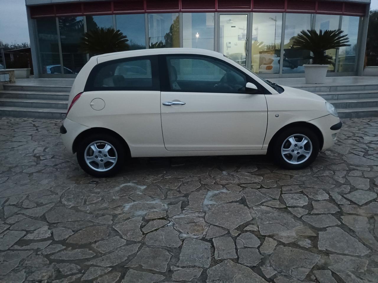 Lancia Ypsilon 1.3 Multijet 16V Argento