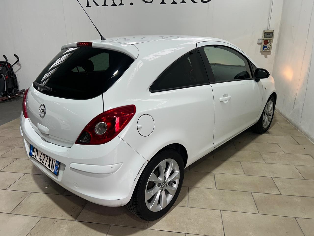 Opel Corsa 1.2 3 porte Elective