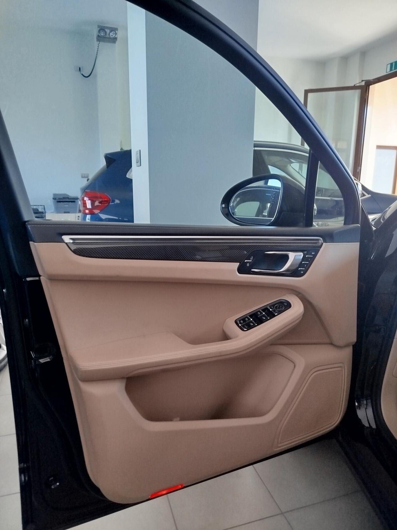 Porsche Macan 2.0