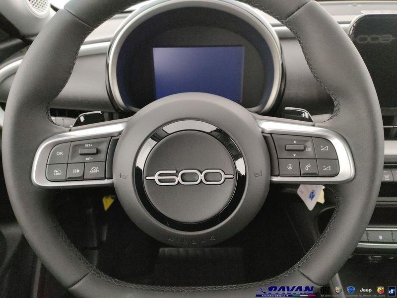 FIAT 600 1.2 Hybrid 110 CV DCT MHEV