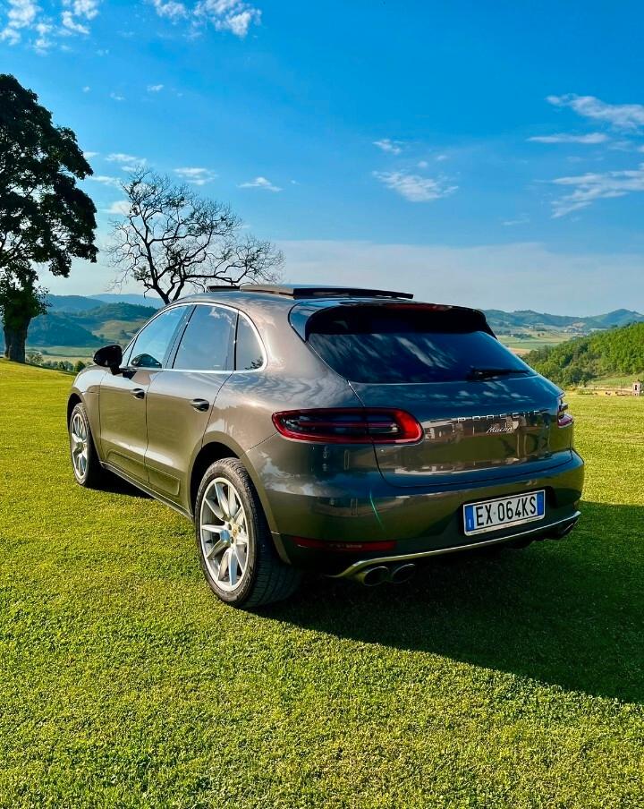 Porsche Macan S
