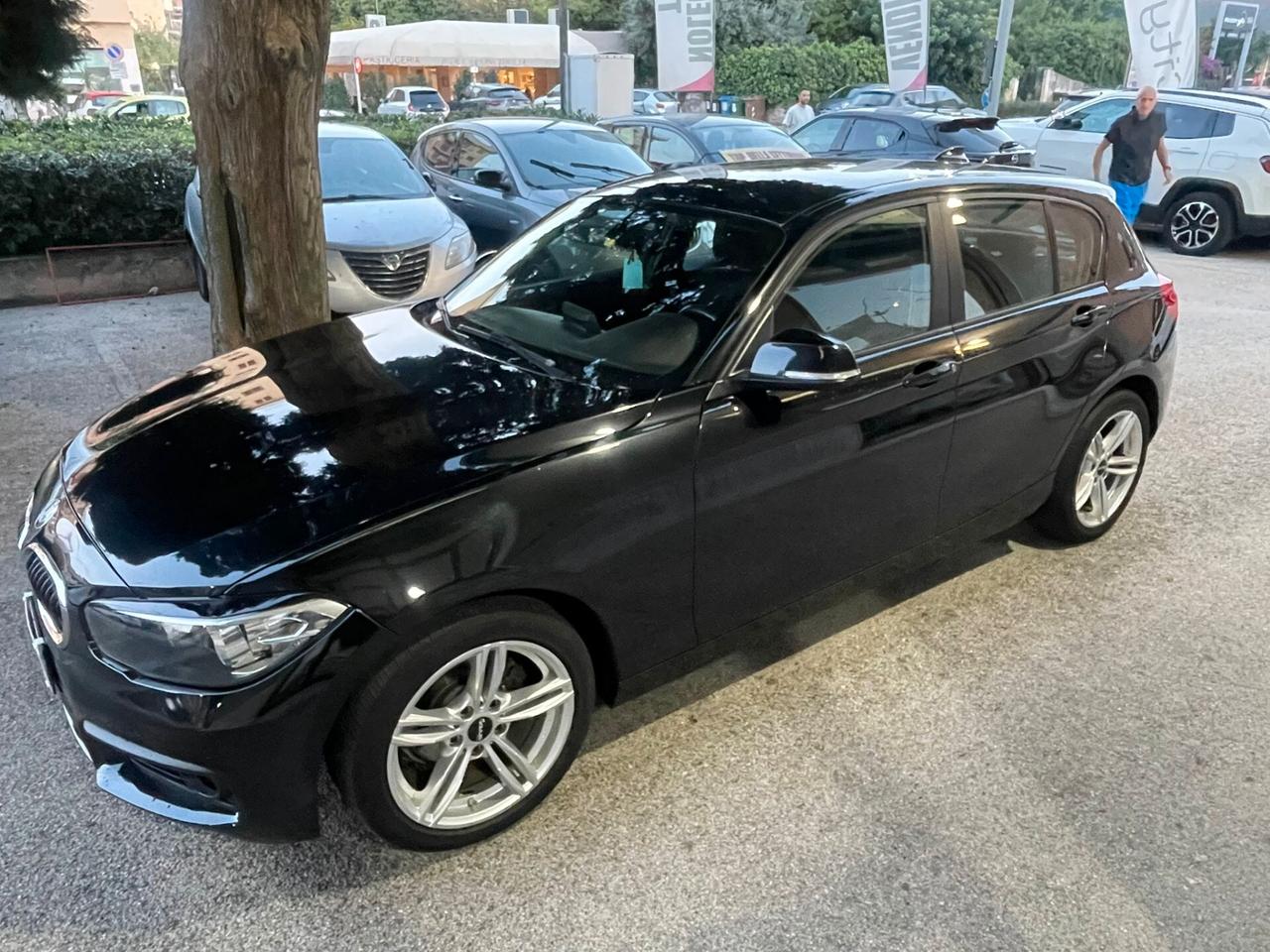 Bmw 116 118d 5p. Urban
